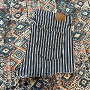Striped high rise American Eagle shorties